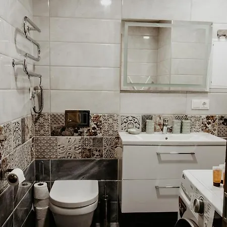 Familia Apartamento *