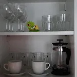 Familia Апартаменты *